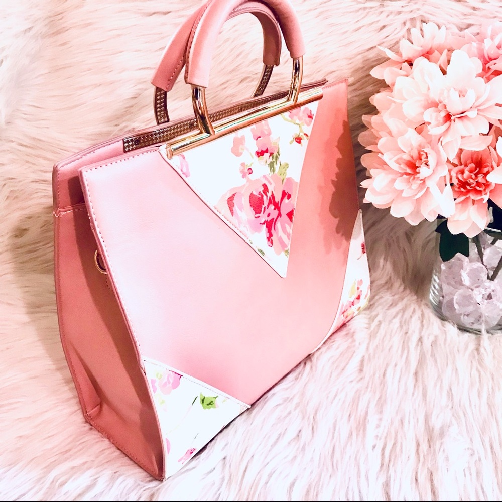 Eight by Under One Sky Pink Floral Handbag